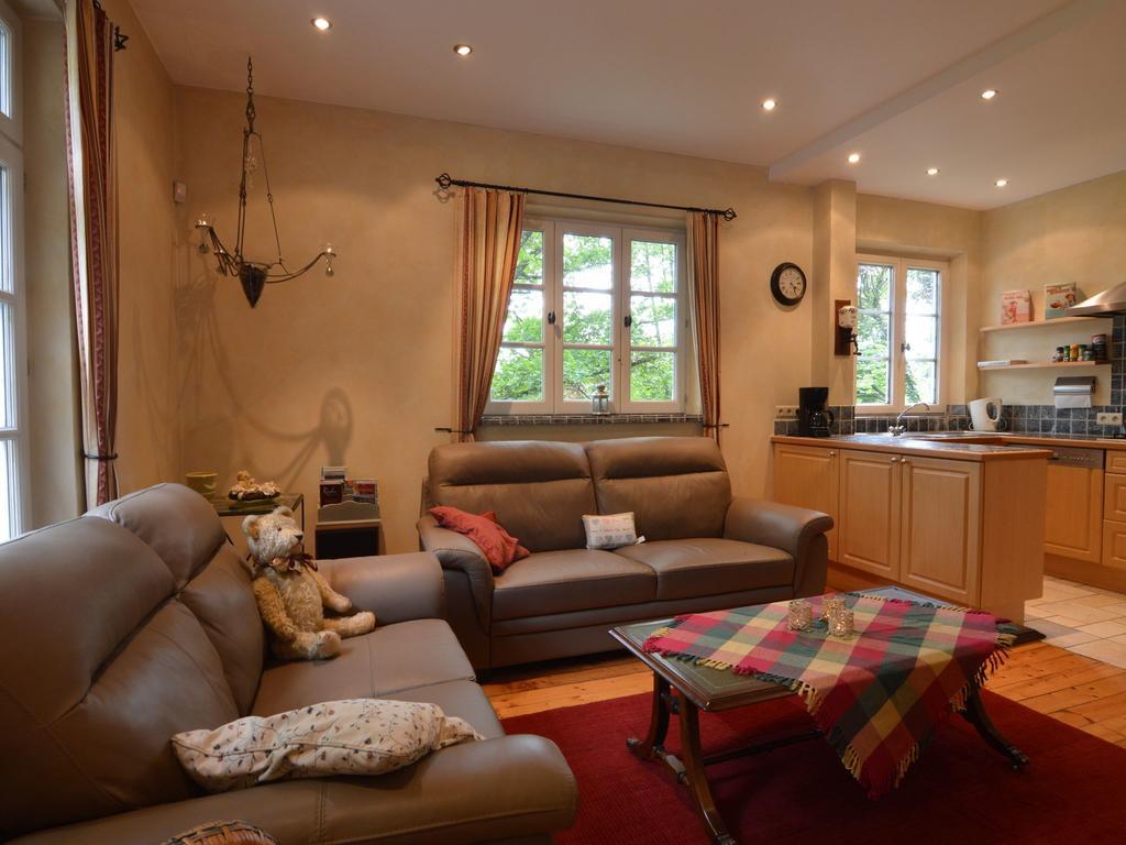 Furnished Bungalow In Monceau En Ardenne With Garden Barbecue Oizy Quarto foto